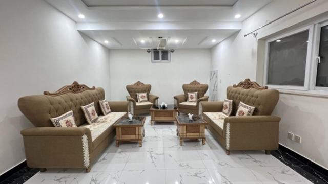 Grand Royal Bed and Breakfast Islamabad Buitenkant foto