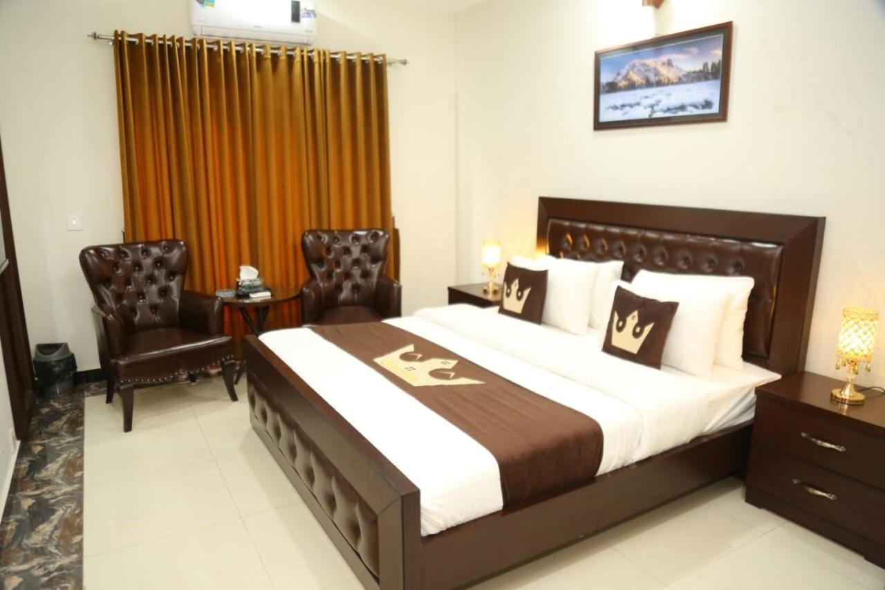 Grand Royal Bed and Breakfast Islamabad Buitenkant foto