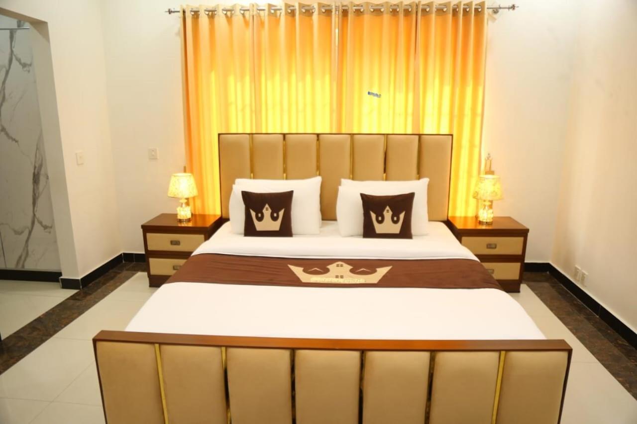 Grand Royal Bed and Breakfast Islamabad Buitenkant foto