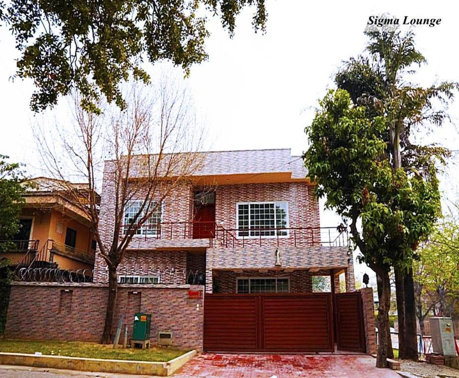 Grand Royal Bed and Breakfast Islamabad Buitenkant foto
